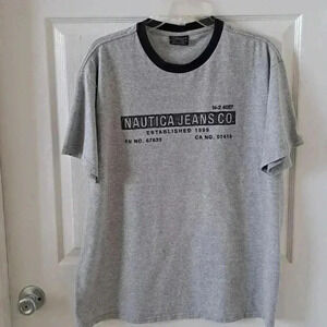 T SHIRT L NAUTICA JEANS CO